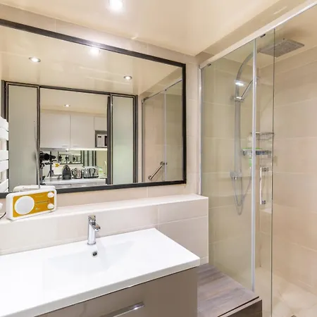 Guestready - Estudio Exuberante Em Les Marais Paris