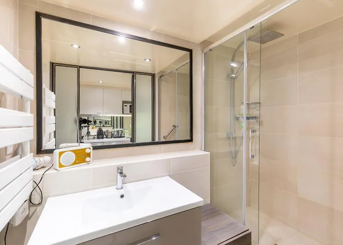 Guestready - Estudio Exuberante Em Les Marais Παρίσι